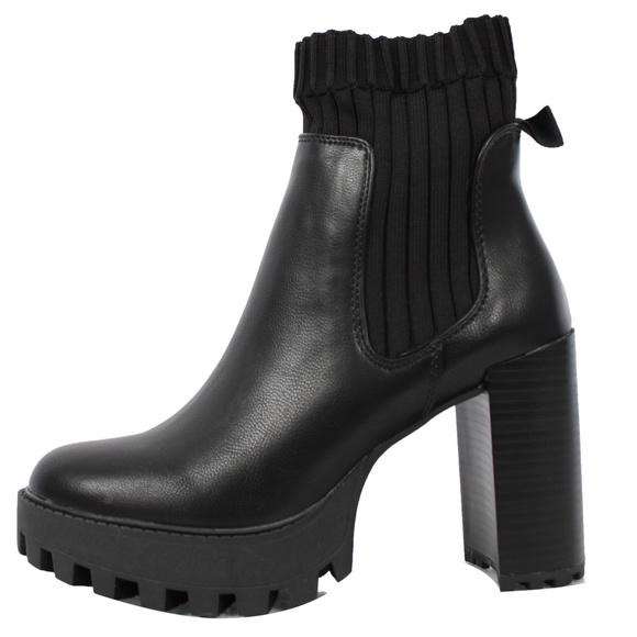 Black Round Toe Lug Platform Knit Panel Block Heel - Picture 3 of 7